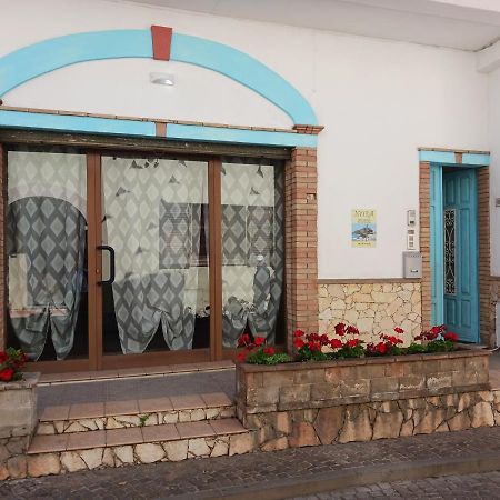 Nora Casa Vacanze/Bed And Breakfast Pula Exterior foto