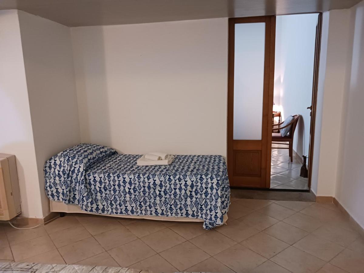 Nora Casa Vacanze/Bed And Breakfast Pula Exterior foto